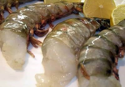 Large Raw Shrimp 16/20 Count